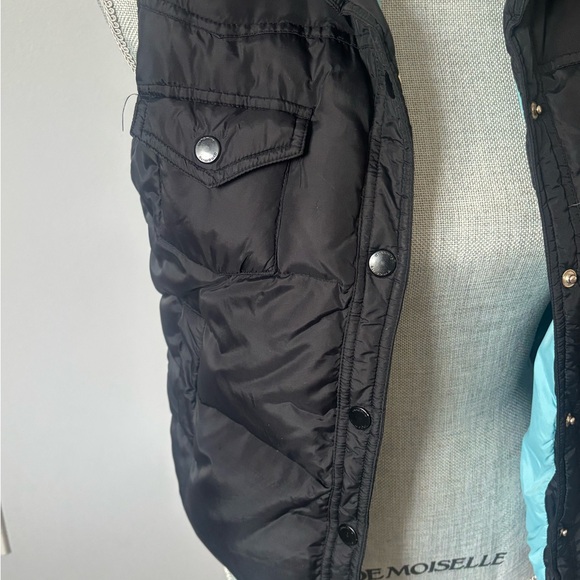Dynamite Two-Tone Puffer Jacket in Black and Aqua - Picture 2 of 5